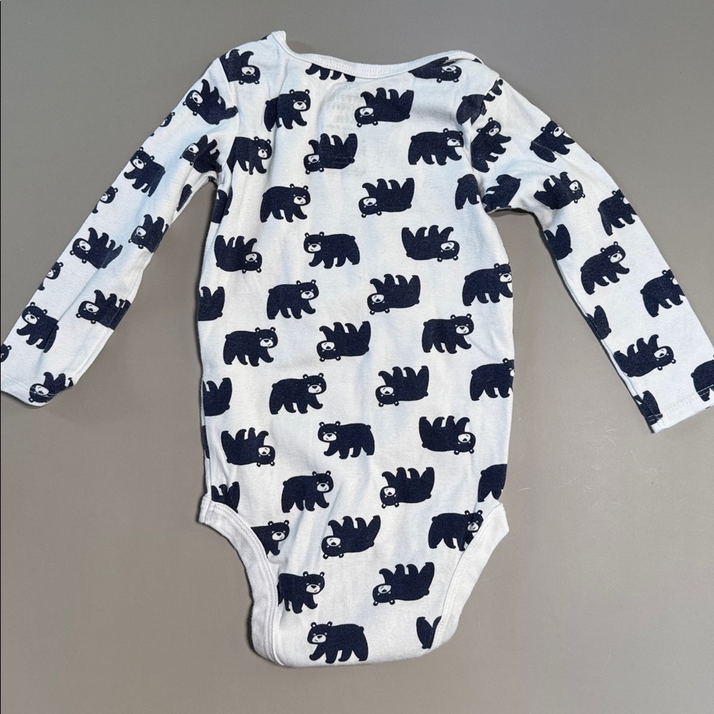 ๐3/$15 Plaid Button Up Shirt and Bear Print Onesie Set - Picture 7 of 8